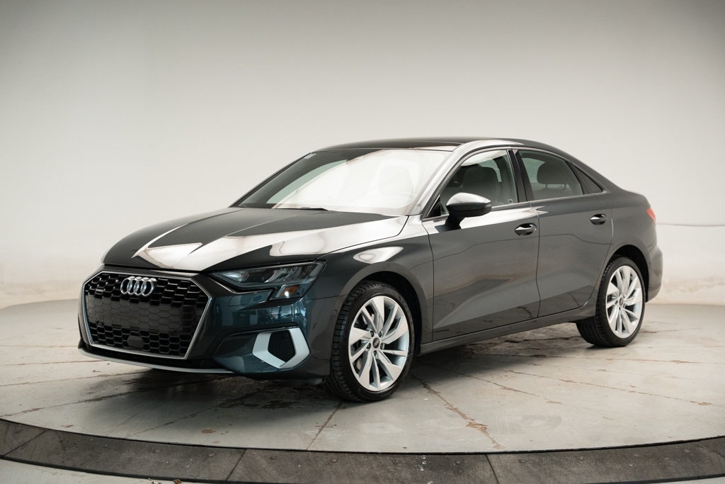 Used 2023 Audi 40 Komfort Berline