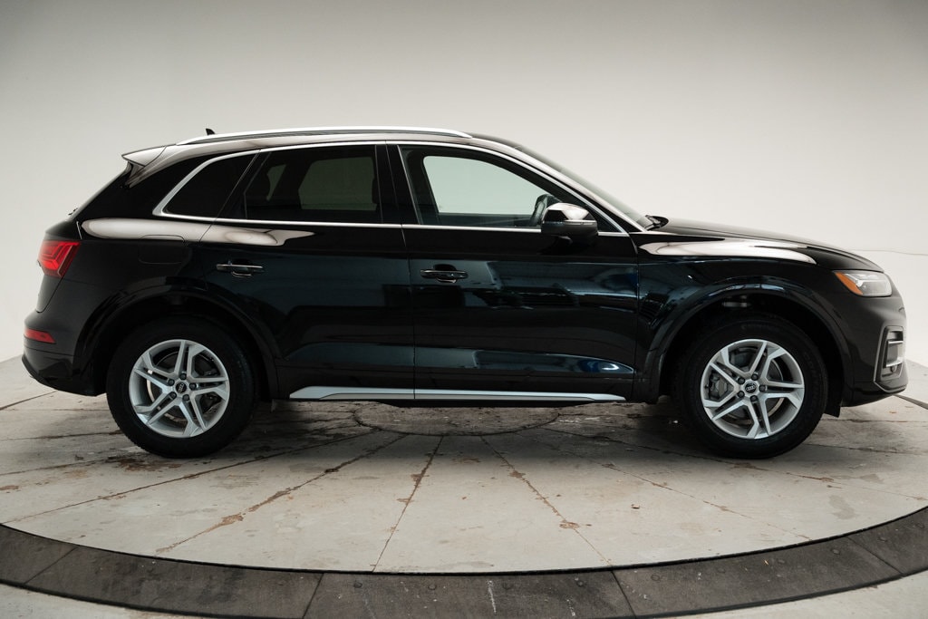 Used 2023 Audi  40 Komfort VUS