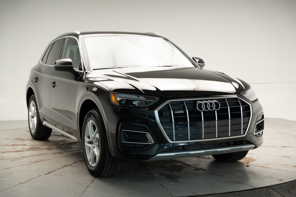 Used 2023 Audi  40 Komfort VUS