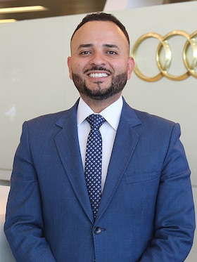 Staff member Sergio Blanco from ID_4b2c8fc0c98e
