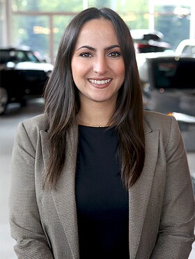 Staff member Célia Khirdine from ID_19f032