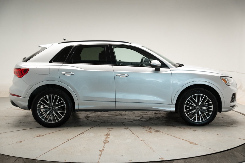 Used 2023 Audi 45 Komfort VUS