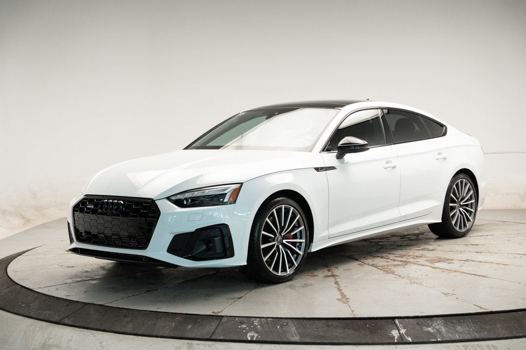 Used 2024 Audi 45 Technik À hayon