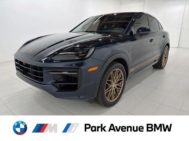 2024 Porsche Cayenne -'s photo