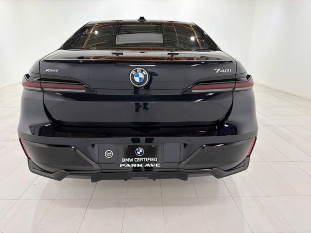 Certified 2024 BMW 740i xDrive Sedan