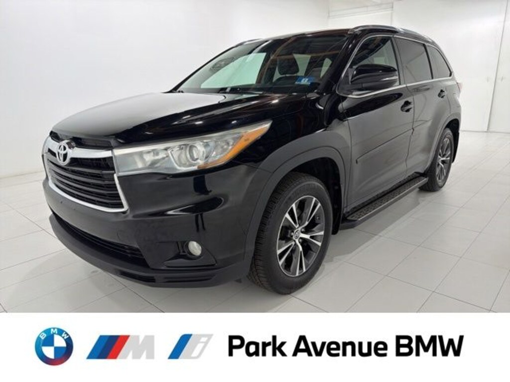 Used 2016 Toyota Highlander XLE V6 SUV