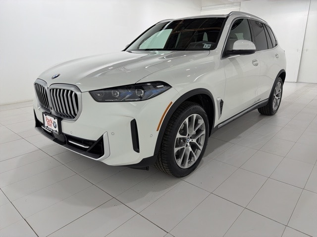 2025 BMW X5 40i's photo