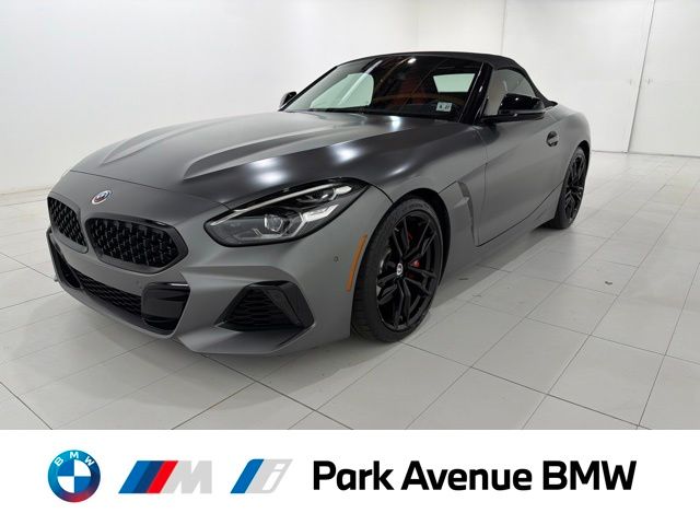 2022 BMW Z4 M40i's photo