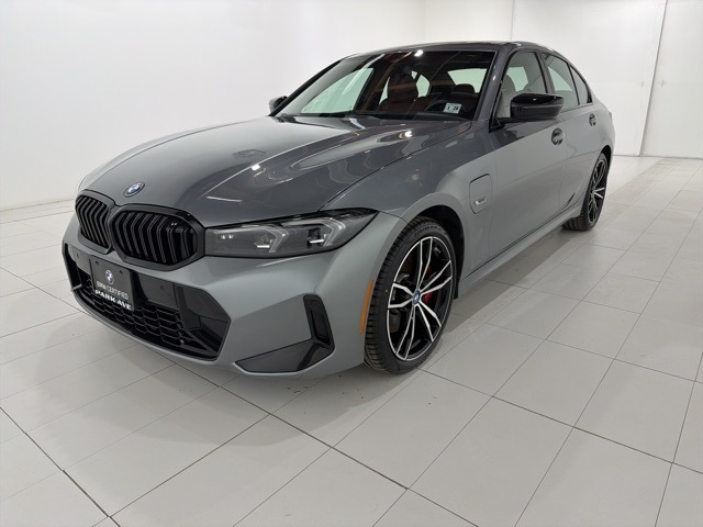2023 BMW 3 Series 330e