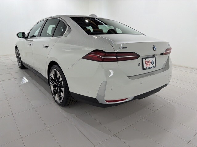 2024 Bmw 530i xDrive photo 3