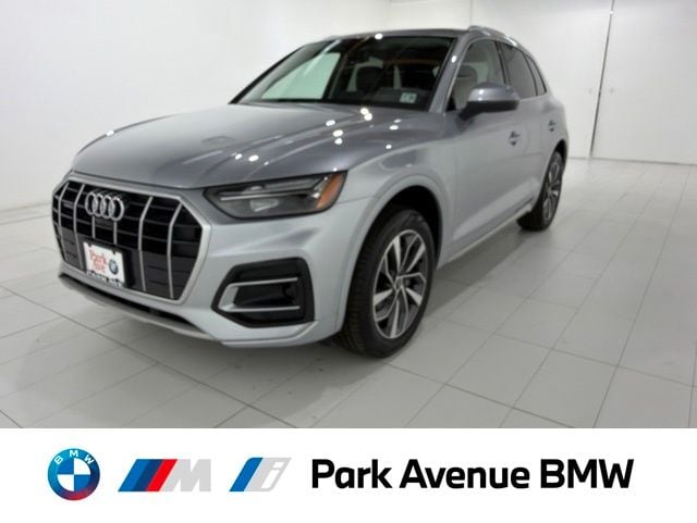 2021 Audi Q5 45 Premium Plus's photo