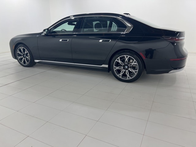Used 2023 BMW i7  with VIN WBY53EJ01PCN11068 for sale in Rochelle Park, NJ