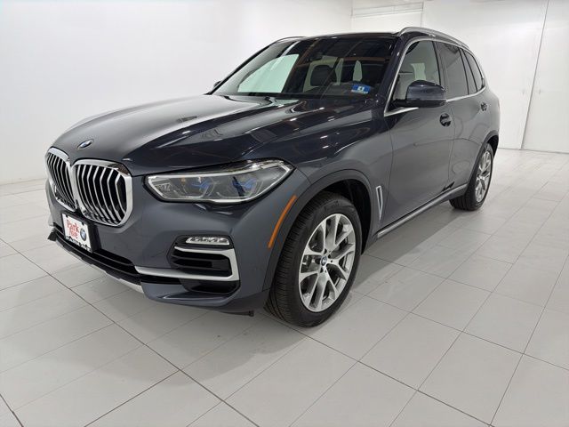 2020 BMW X5 xDrive50i's photo