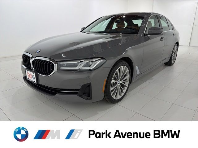 2022 BMW 5 Series 530i xDrive Sedan's photo