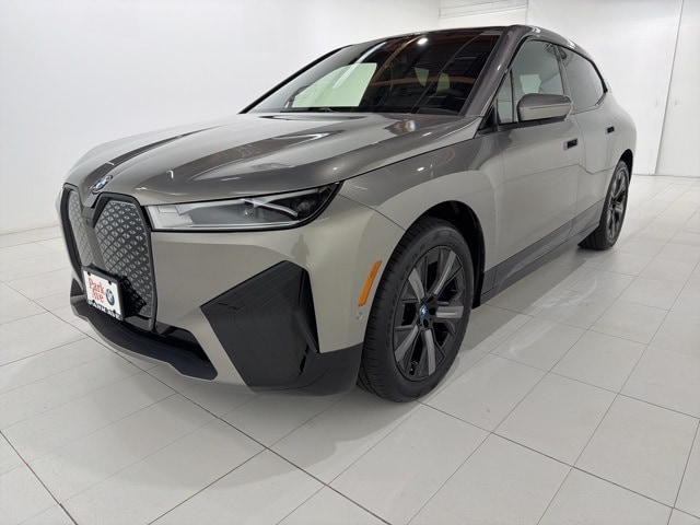 2025 BMW iX 50's photo