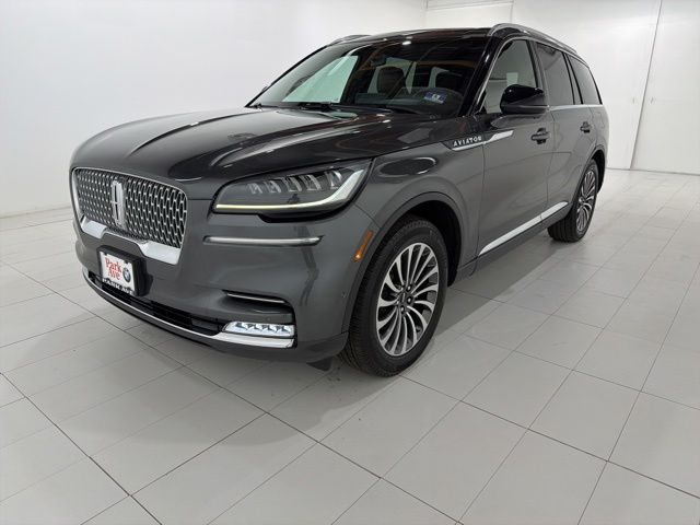 2020 Lincoln Aviator Reserve AWD's photo