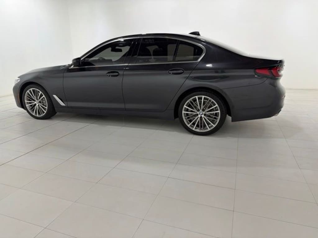 Used 2021 BMW 530i xDrive Sedan