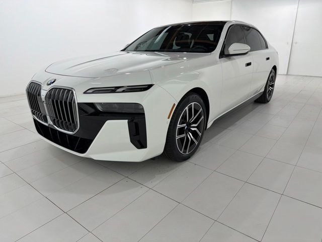 2023 BMW 7 Series 760i xDrive's photo