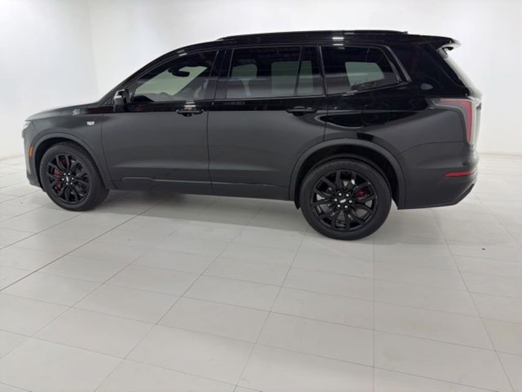 Used 2024 CADILLAC XT6 Sport SUV