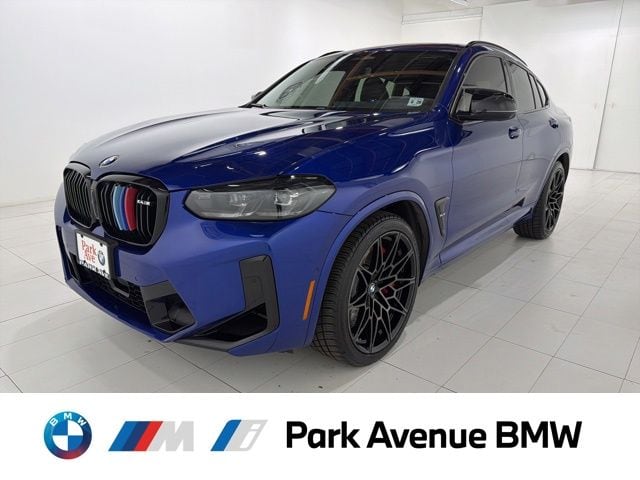 2023 BMW X4 M -'s photo
