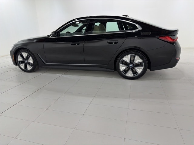 Used 2025 BMW i4 40 with VIN WBY43HD07SFU30334 for sale in Rochelle Park, NJ