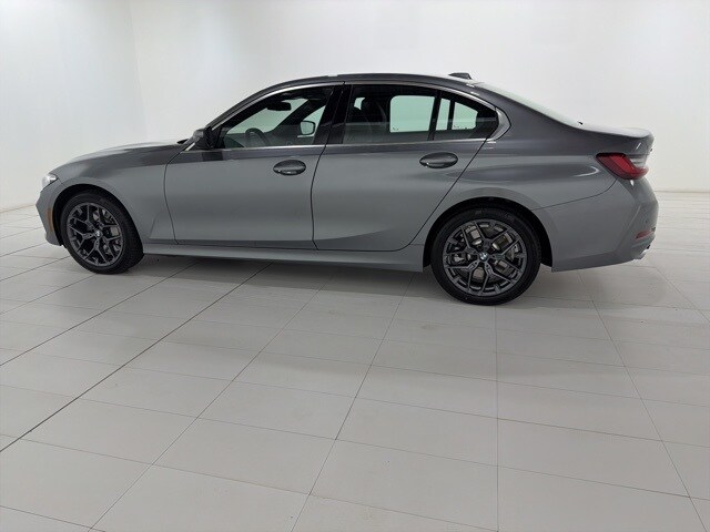 2025 Bmw 330i xDrive Sedan photo 2