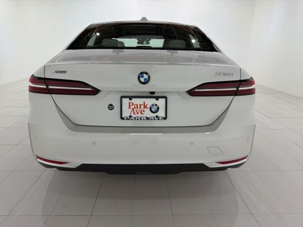 Used 2026 BMW 530i xDrive Sedan