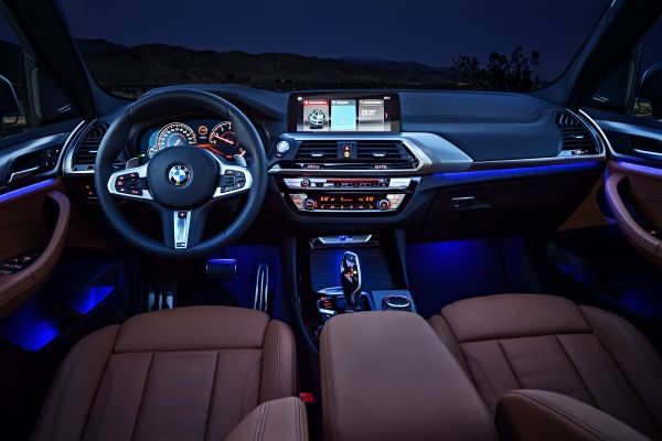2018 BMW X3 M40i interior
