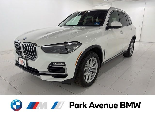2021 BMW X5 xDrive40i's photo