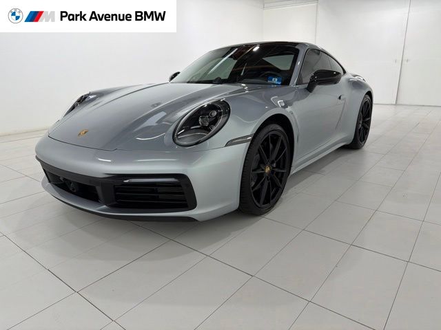 2020 Porsche 911 Carrera