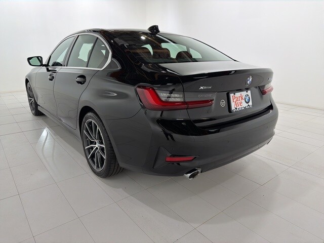 2022 Bmw 330i xDrive Sedan photo 3