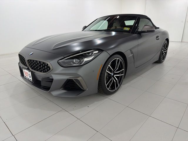 2021 BMW Z4 M40i's photo