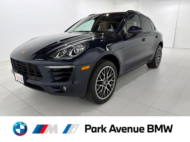 2018 Porsche Macan -'s photo