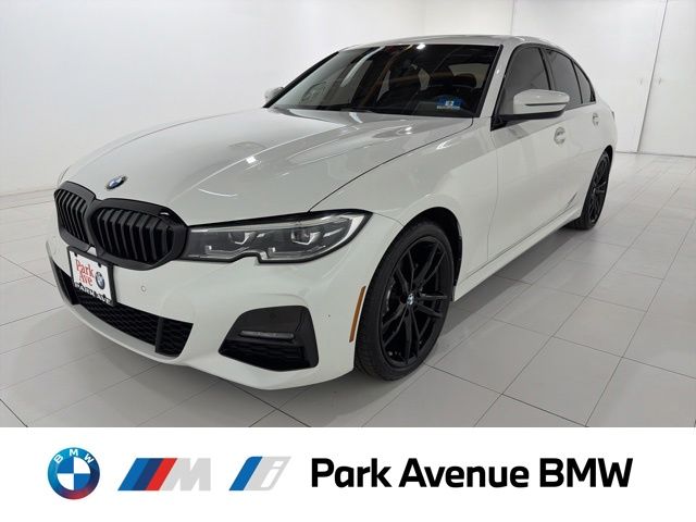 2020 BMW 3 Series 330i xDrive Sedan's photo
