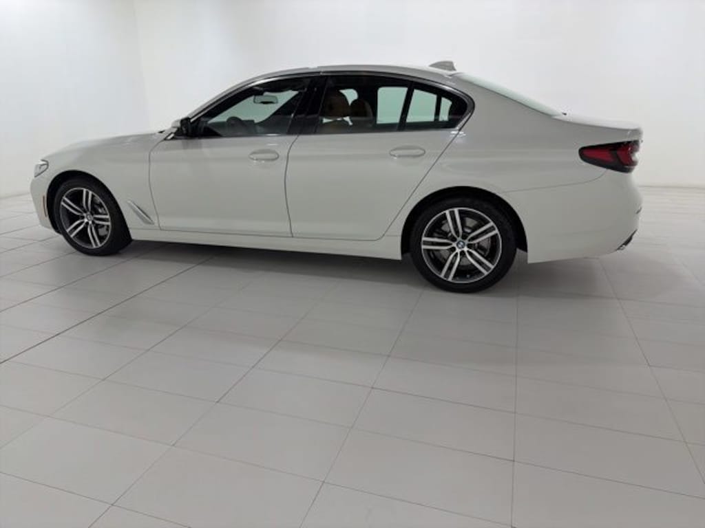Certified 2023 BMW 530i xDrive Sedan