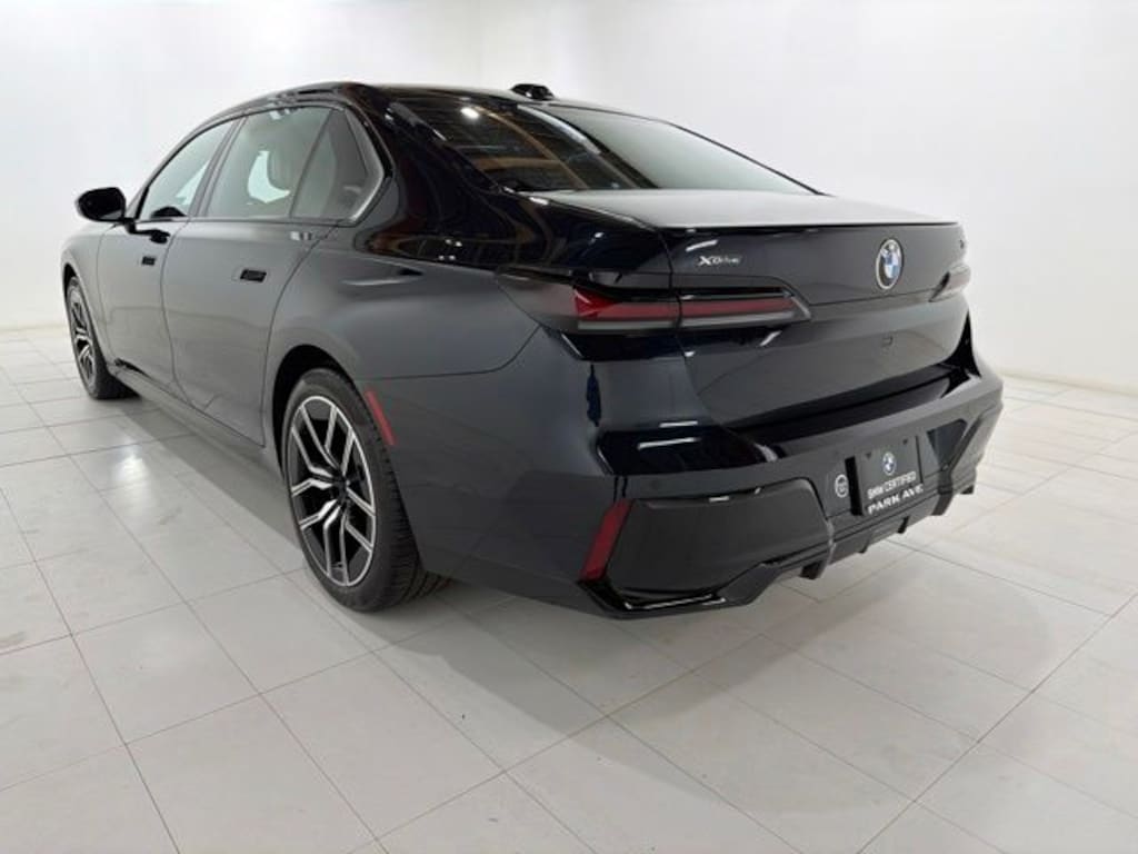 Certified 2024 BMW 740i xDrive Sedan
