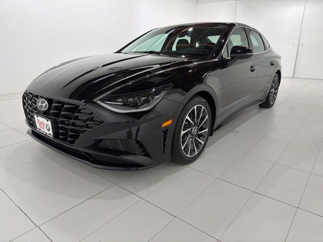 2022 Hyundai Sonata Limited 1.6T's photo