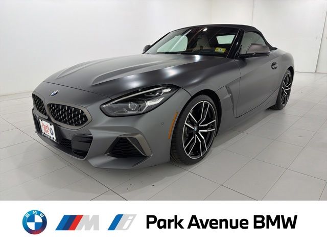 2021 BMW Z4 M40i's photo