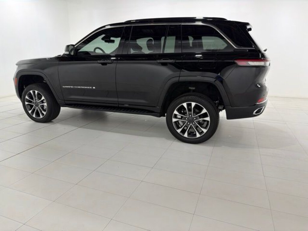 Used 2024 Jeep Grand Cherokee Overland SUV
