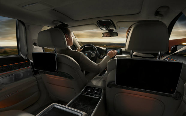 Interior of 2017 BMW 7 Series Near Paramus