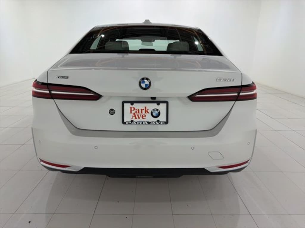 Used 2026 BMW 530i xDrive Sedan