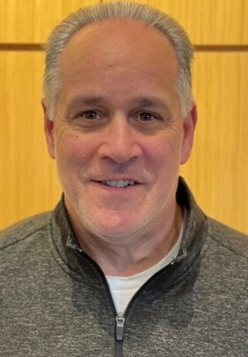 Staff member Larry Weiner from ID_0406dd5b4ca1