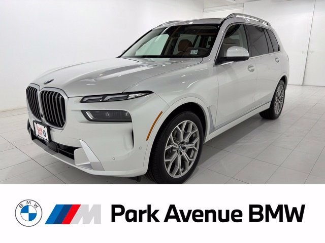 2026 BMW X7 40i