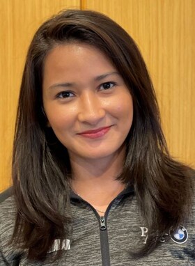 Staff member Priscilla Anzules from ID_0406dd5b4ca1