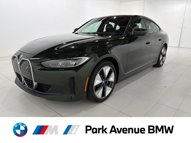 2023 BMW i4 eDrive35's photo