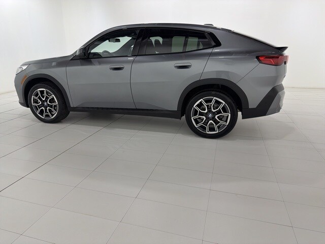 2025 Bmw X2 xDrive28i photo 2