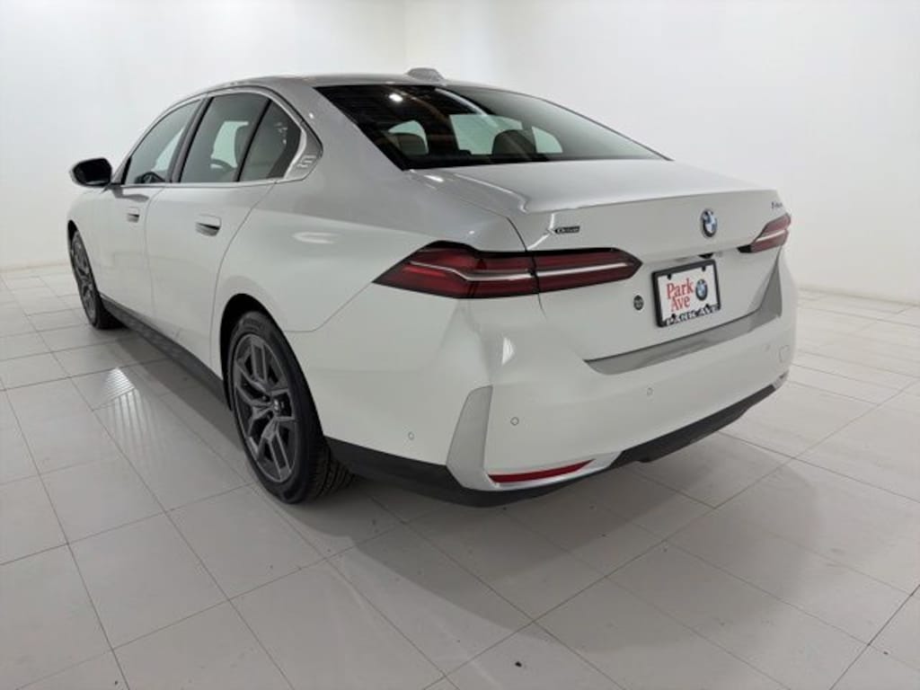 Used 2026 BMW 530i xDrive Sedan