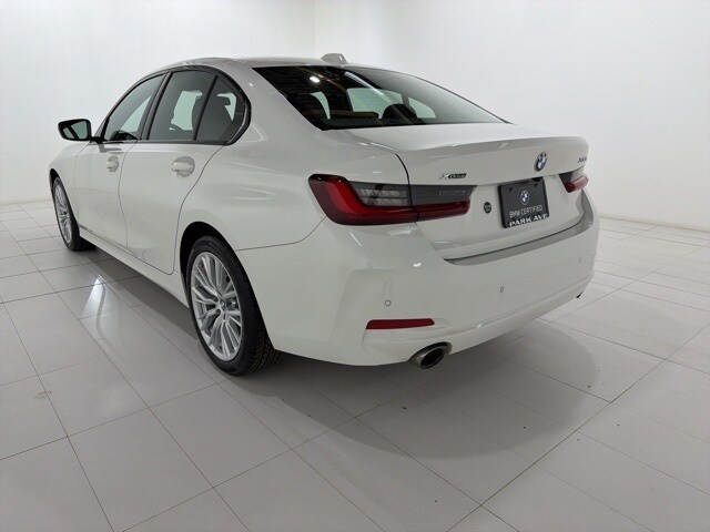 2023 Bmw 330i xDrive Sedan photo 3