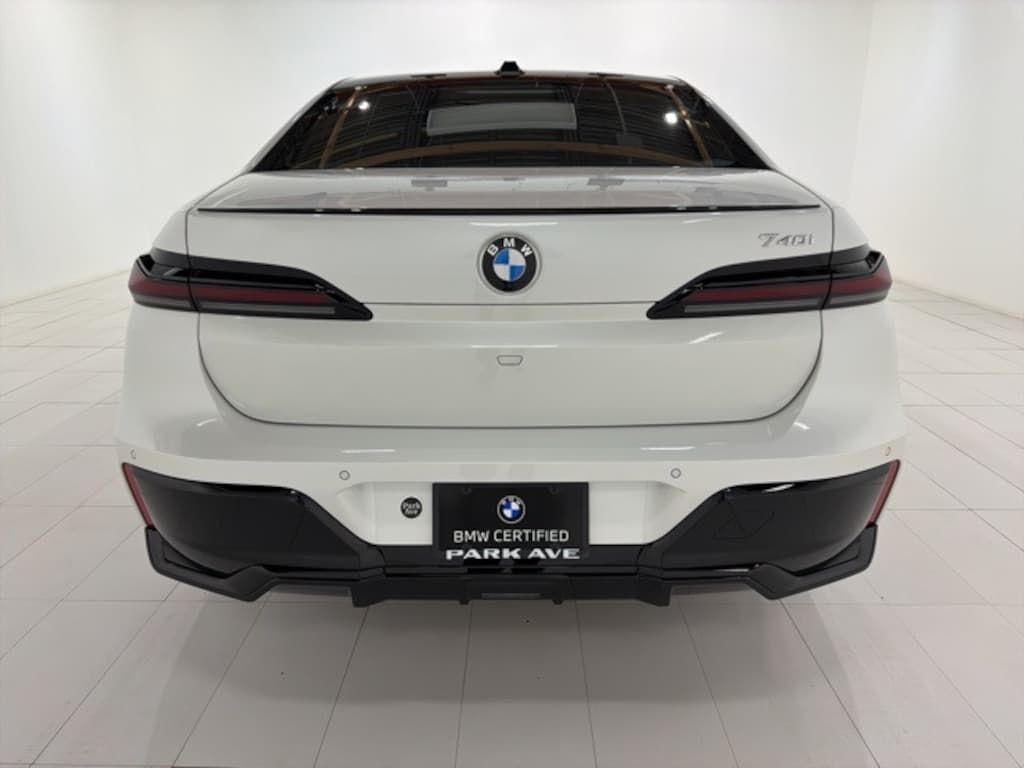 Certified 2023 BMW 740i  Sedan