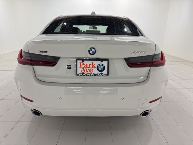 2025 Bmw 330i xDrive Sedan photo 4